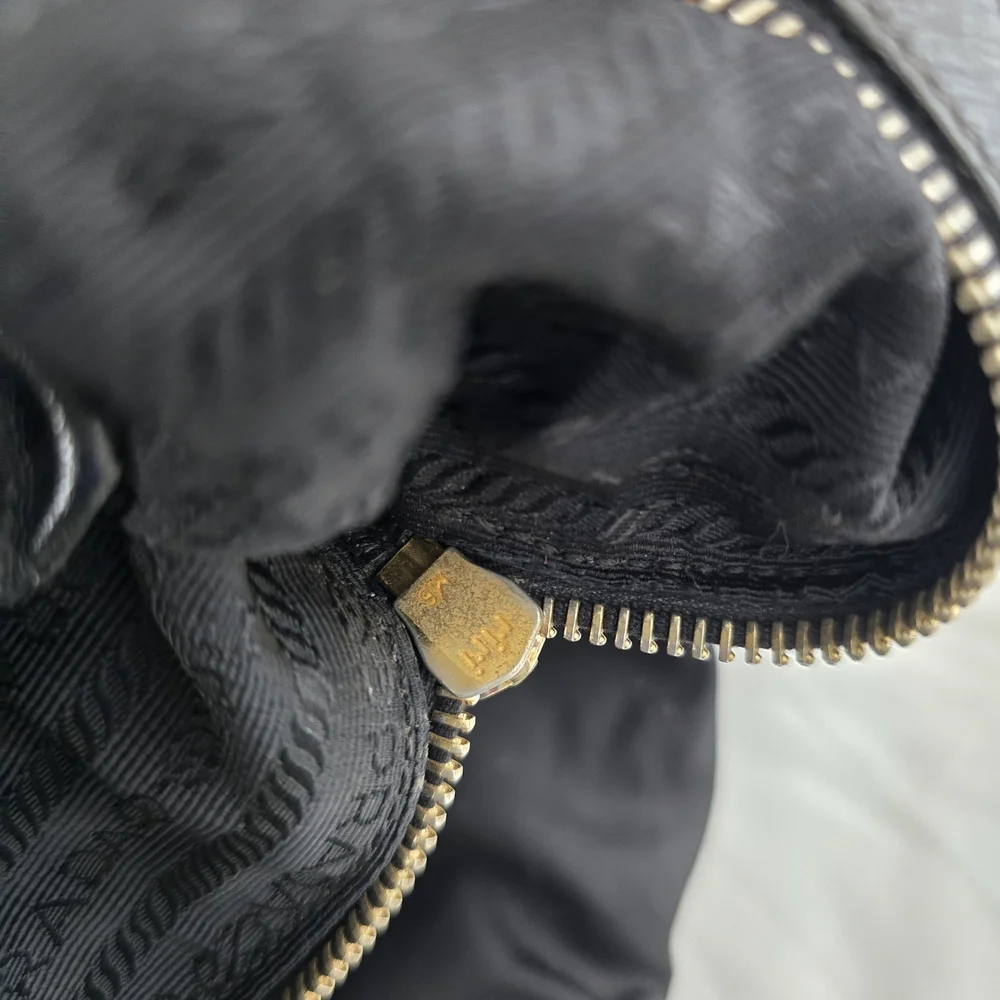 Prada Black Women's Tote Bag - Picture 8 of 11